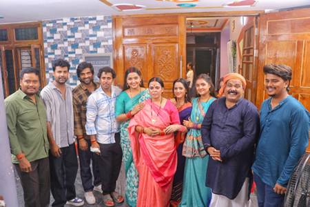 shooting of the film Ajab Saas Ke Gajab Bahuriya